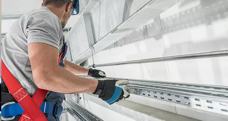 Glass Balcony Railing Replacement in Florida Ridge, FL